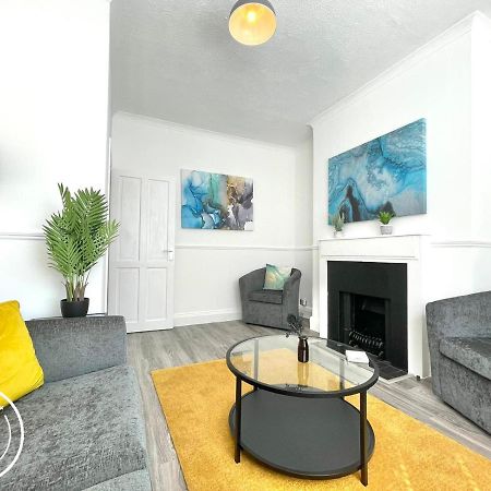 2-Bed Apartment With Garden In Vibrant Brighton District Exterior photo
